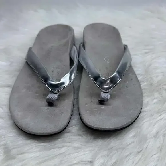 Vionic Women's Dillon Leather Slip On Sandal Silver - Picture 1 of 8